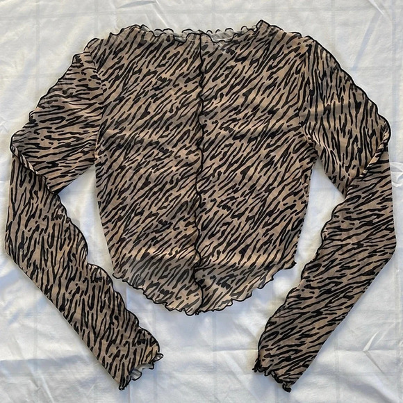 Asos Design Animal Print Sheer Long Sleeve Crop Top Size 2 - Picture 8 of 8
